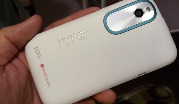 HTC-Proto-Desire-X-3