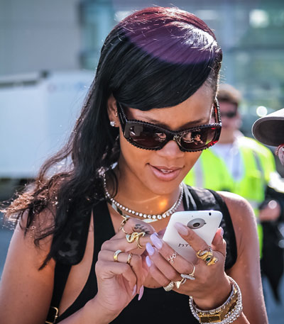 Rihanna-and-HTC-One-X1