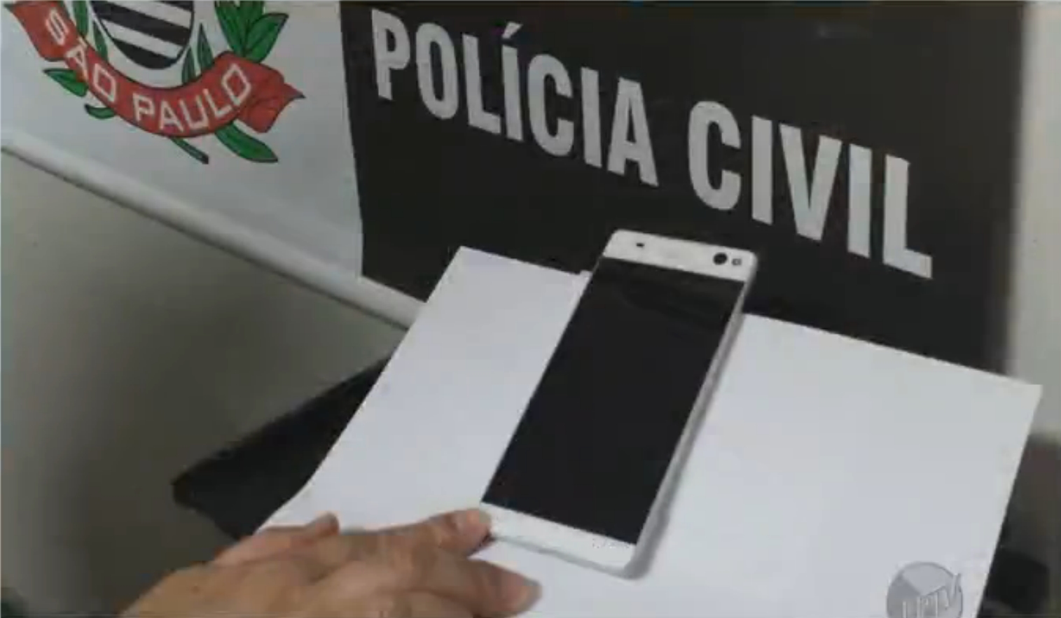 Xperia-C5-Ultra-prototype-KK