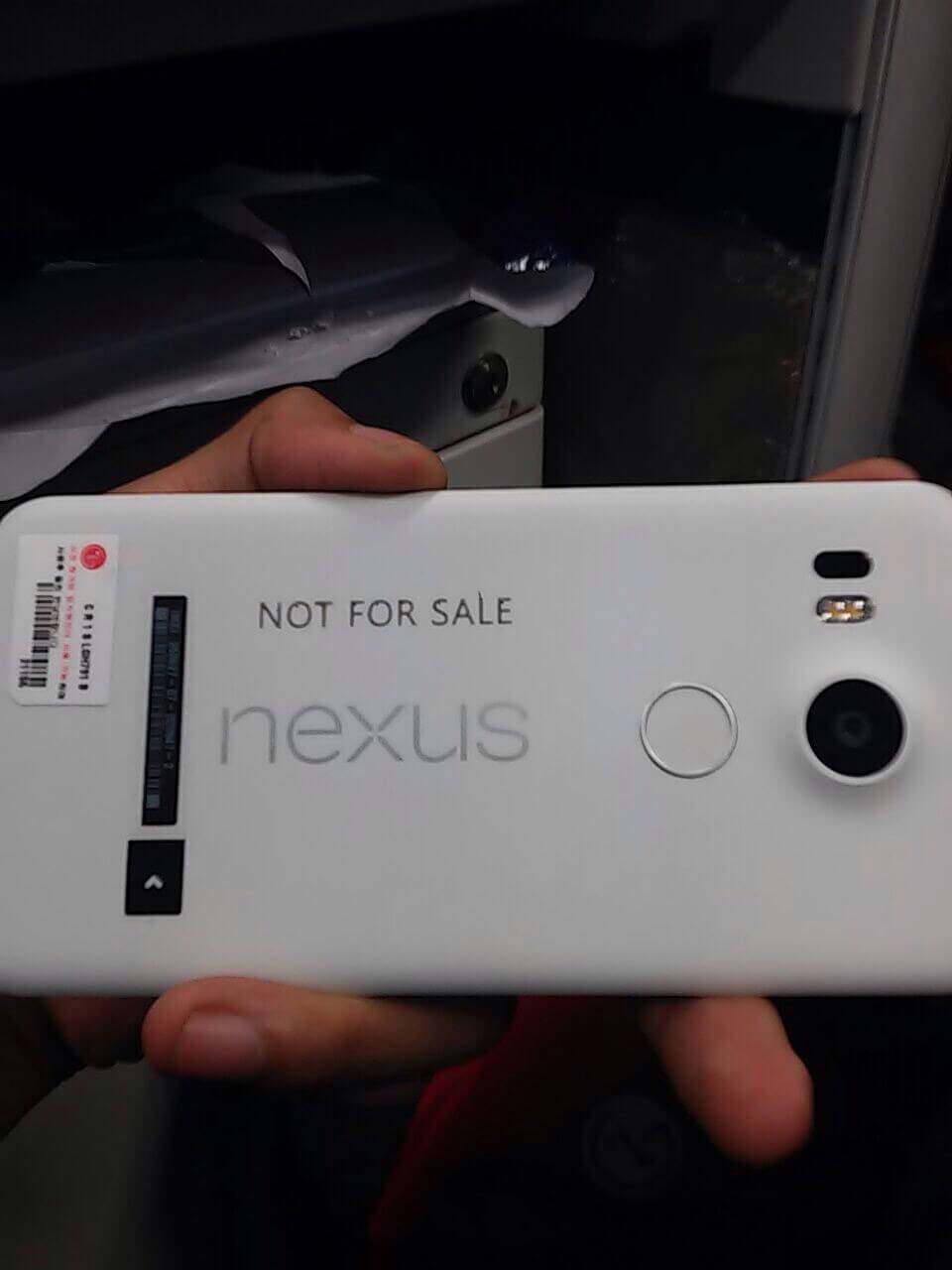 LG-Nexus-5-2015-prototype_1