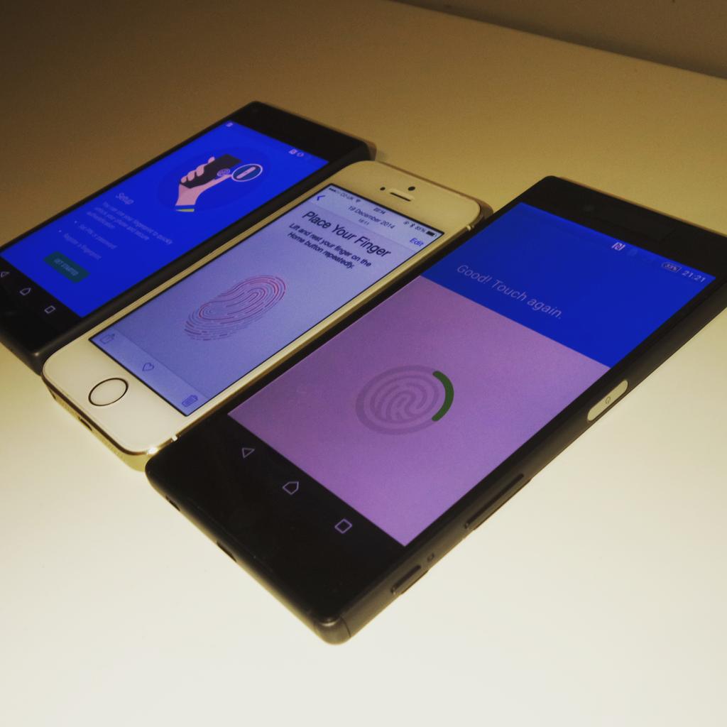 Xperia-Z5-Compact-and-Xperia-Z5-Leak