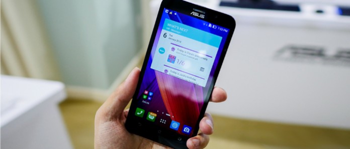 Asus-Zenfone-2-hands-home