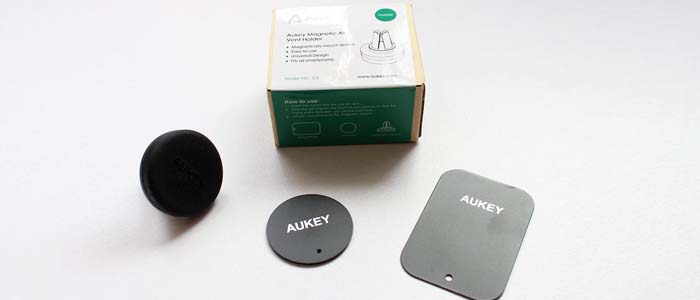 Supporto magnetico auto Aukey in offerta speciale su Amazon.