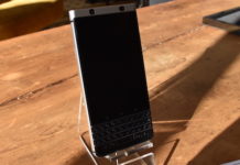 Blackberry Keyone