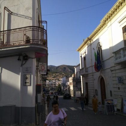 Foto 1:1