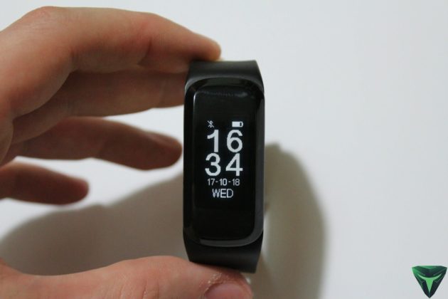 No.1 F4 smartband recensione