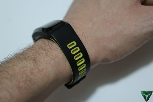 No.1 F4 smartband recensione