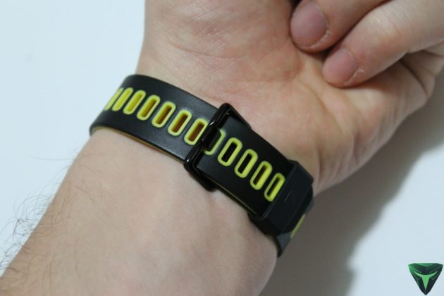 No.1 F4 smartband recensione
