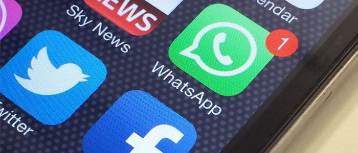 WhatsApp elimina per tutti