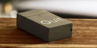 QUIT pacchetto di sigarette smart Kickstarter