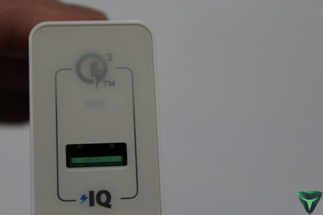 Anker PowerWave 7.5 Stand recensione