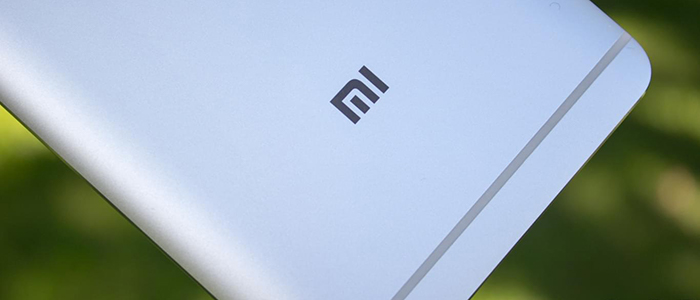 Xiaomi-Mi-8-nuova-variante-6.2-pollici Xiaomi Mi 8